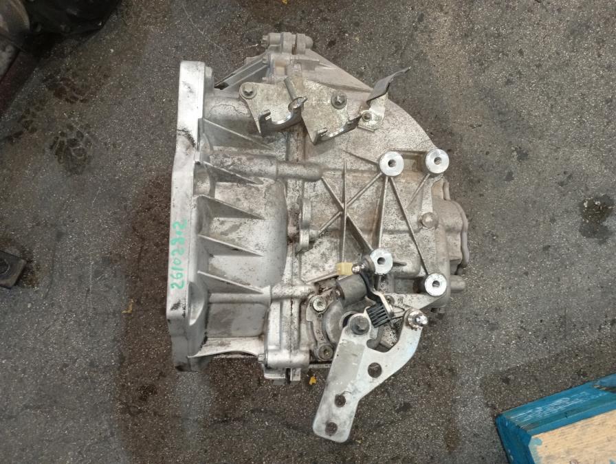 CAJA-DE-CAMBIO-MINI-ONE-R56-1-6-HDI-Ano-2008-Auto-Desguace-Luque