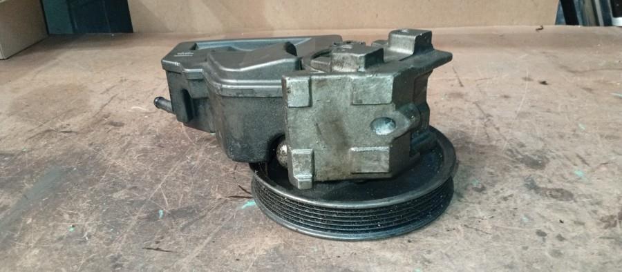 BOMBA-DE-DIRECCION-HIDRAULICA-CADILLAC-DEVILLE-4-6-V8-32V-Ano-1999-Auto-Desguace-Luque