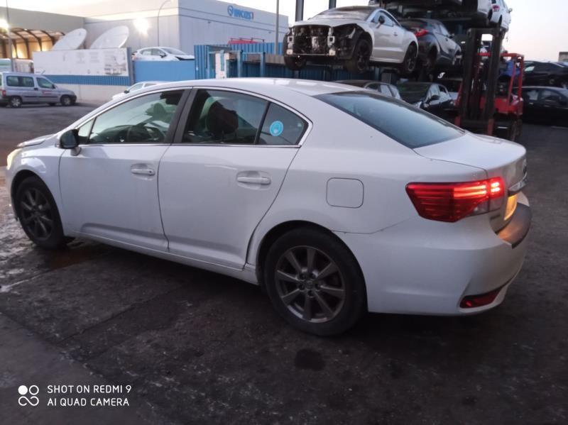 PILOTO-TRASERO-DERECHO-TOYOTA-AVENSIS-2-0-D-4D-Ano-2013-Auto-Desguace-Luque