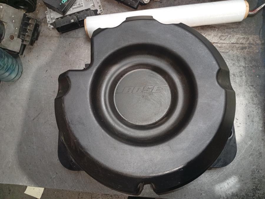 ALTAVOZ-PORSCHE-CAYENNE-4-5-V8-TURBO-CAT-Ano-2004-Auto-Desguace-Luque