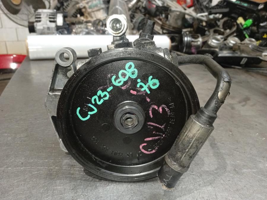 BOMBA-DE-DIRECCION-HIDRAULICA-MERCEDES-SLK-R-171-3-5-V6-Ano-2004-Auto-Desguace-Luque