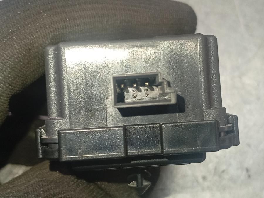 AMPLIFICADOR-DE-ANTENA-MINI-CABRIO-F57-2-0-16V-192-CV-Ano-2020-Auto-Desguace-Luque