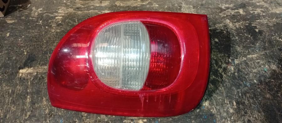 PILOTO-TRASERO-IZQUIERDO-CITROEN-XSARA-PICASSO-2-0-HDI-90CV-Ano-2001-Auto-Desguace-Luque