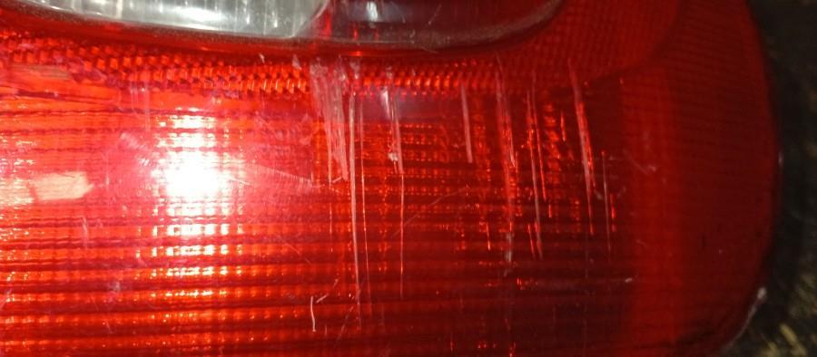 PILOTO-TRASERO-IZQUIERDO-CITROEN-XSARA-PICASSO-2-0-HDI-90CV-Ano-2001-Auto-Desguace-Luque