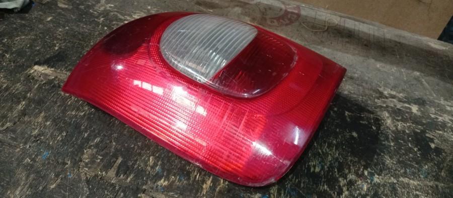 PILOTO-TRASERO-IZQUIERDO-CITROEN-XSARA-PICASSO-2-0-HDI-90CV-Ano-2001-Auto-Desguace-Luque