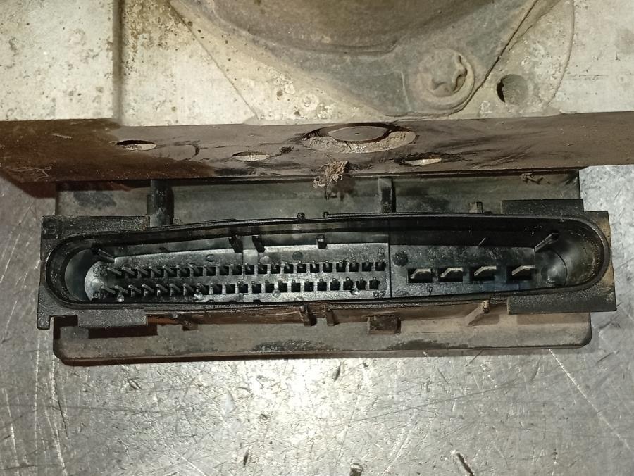 ABS-MERCEDES-VITO-W639-2-1-CDI-CAT-88-CV-Ano-2006-Auto-Desguace-Luque