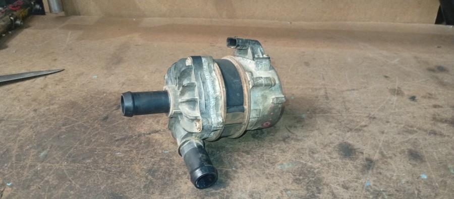 BOMBA-DE-AGUA-ADICIONAL-MERCEDES-CLASE-G-W463-TODO-TERRENO-5-5-V8-CAT-63-AMG-720-CV-Ano-2016-Auto-Desguace-Luque