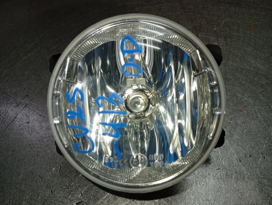 ANTINIEBLA-DELANTERO-DERECHO-CITROEN-C4-1-6-E-HDI-FAP-114-CV-Ano-2015-Auto-Desguace-Luque