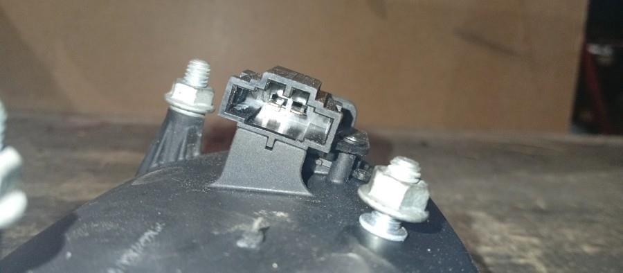 MANETA-EXTERIOR-PORTON-SEAT-LEON-1p1-STYLE-1-9-TDI-105-CV-Ano-2007-Auto-Desguace-Luque