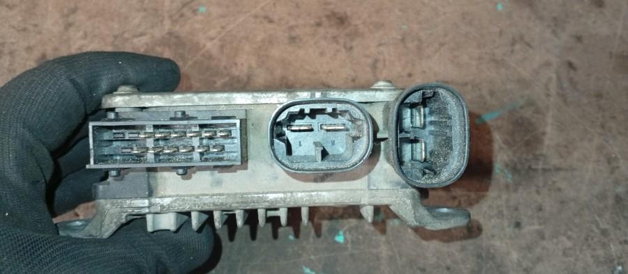 CENTRALITA-DE-DIRECCION-CITROEN-C2-1-4-73CV-Ano-2004-Auto-Desguace-Luque