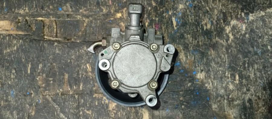 BOMBA-DE-DIRECCION-HIDRAULICA-MERCEDES-CLASE-S-W220-320-V6-18V-224CV-Ano-2000-Auto-Desguace-Luque