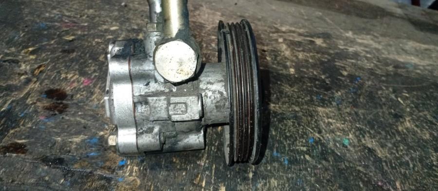 BOMBA-DE-DIRECCION-HIDRAULICA-NISSAN-CABSTAR-2-5-DISEL-131-CV-Ano-2008-Auto-Desguace-Luque