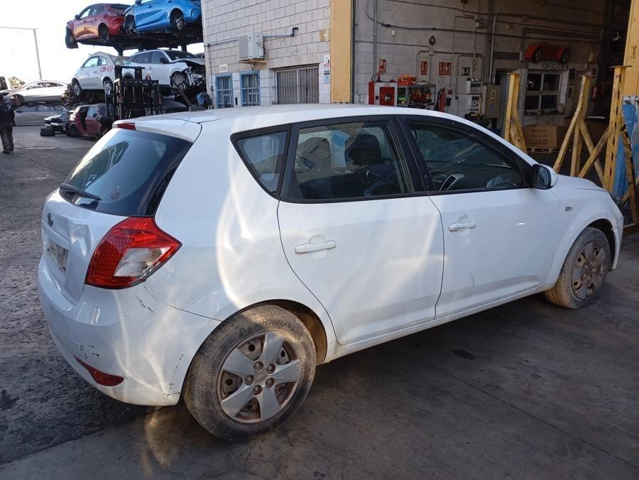 COLUMNA-DE-DIRECCION-ELECTRICA-KIA-CEED-1-4-16V-Ano-2011-Auto-Desguace-Luque