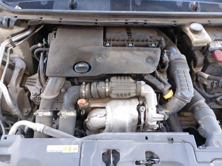 LUZ-DIURNA-IZQUIERDA-PEUGEOT-308-1-6-HDI-Ano-2016-Auto-Desguace-Luque