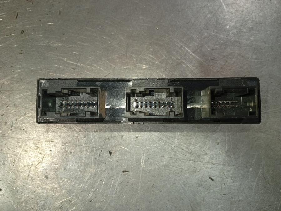 UNIDAD-DE-CONTROL-BMW-SERIE-X5-E70-3-0-TURBODIESEL-CAT-286-CV-Ano-2009-Auto-Desguace-Luque