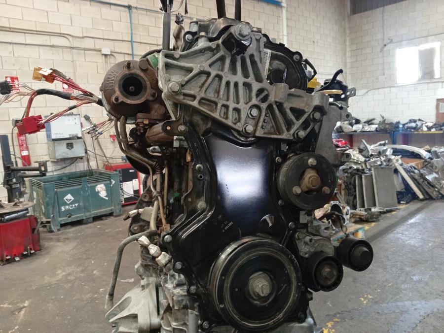 MOTOR-COMPLETO-RENAULT-MEGANE-II-BERLINA-2-0-DCI-Ano-2007-Auto-Desguace-Luque