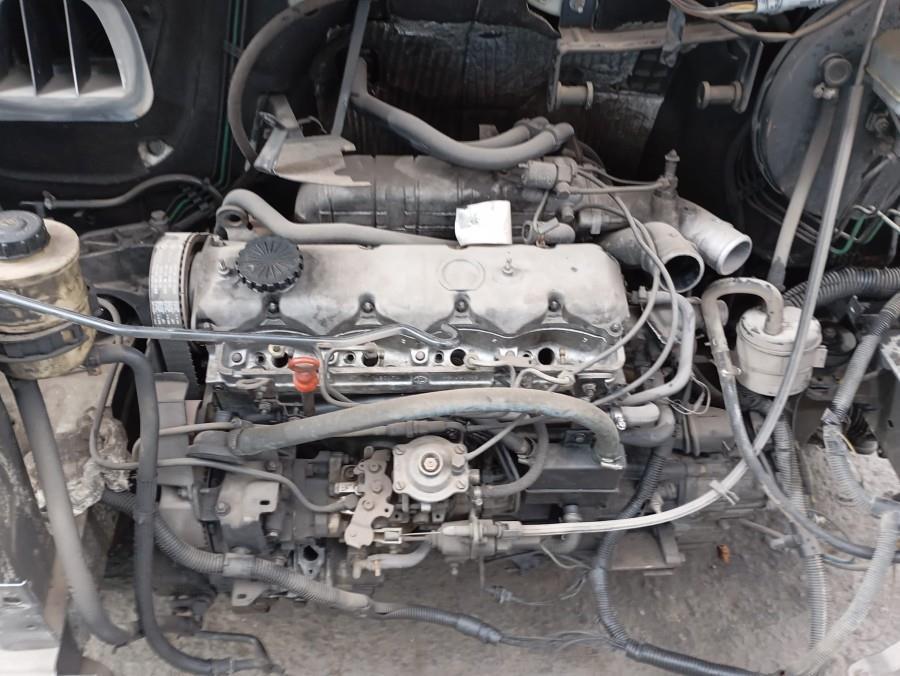 FARO-DELANTERO-IZQUIERDO-RENAULT-MASTER-2-8-TDI-114CV-Ano-2000-Auto-Desguace-Luque