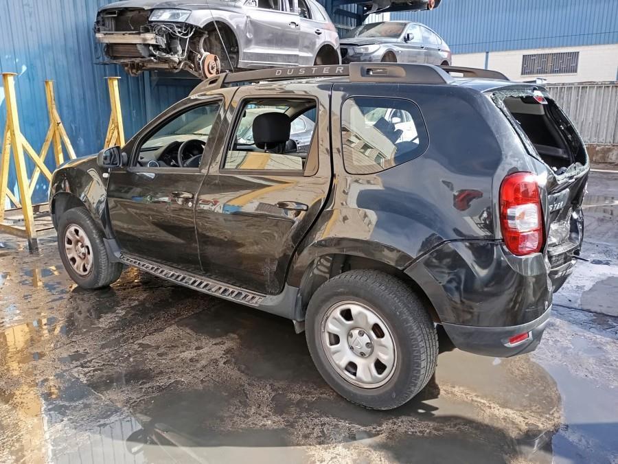 ANTINIEBLA-DELANTERO-DERECHO-DACIA-DUSTER-1-2-TCE-Ano-2016-Auto-Desguace-Luque