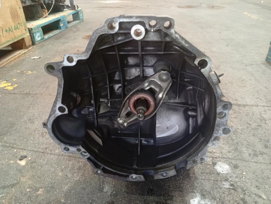 CAJA-DE-CAMBIOS-MANUAL-AUDI-A6-BERLINA-4F2-2-0-TDI-140CV-Ano-2007-Auto-Desguace-Luque