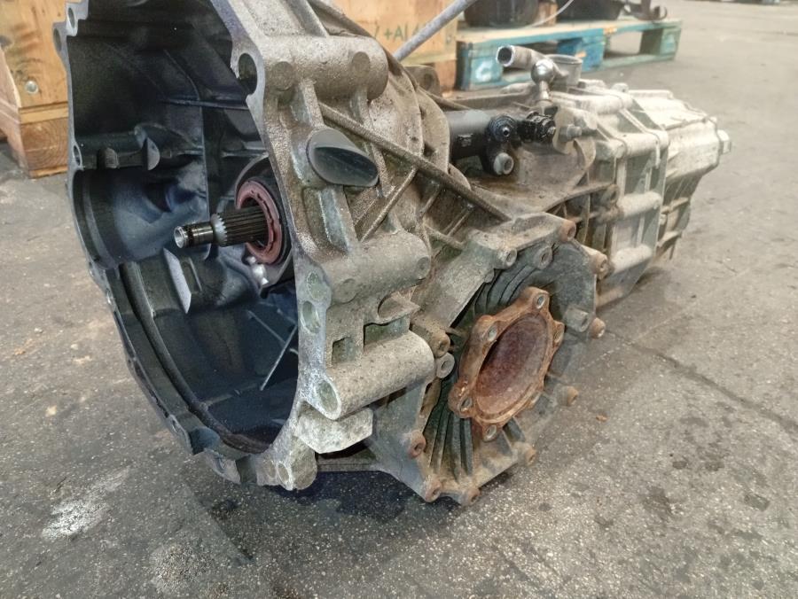 CAJA-DE-CAMBIOS-MANUAL-AUDI-A6-BERLINA-4F2-2-0-TDI-140CV-Ano-2007-Auto-Desguace-Luque