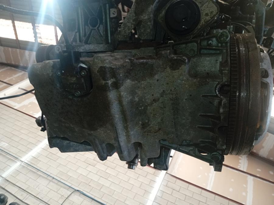 MOTOR-COMPLETO-AUDI-A6-BERLINA-4F2-2-0-TDI-140CV-Ano-2007-Auto-Desguace-Luque