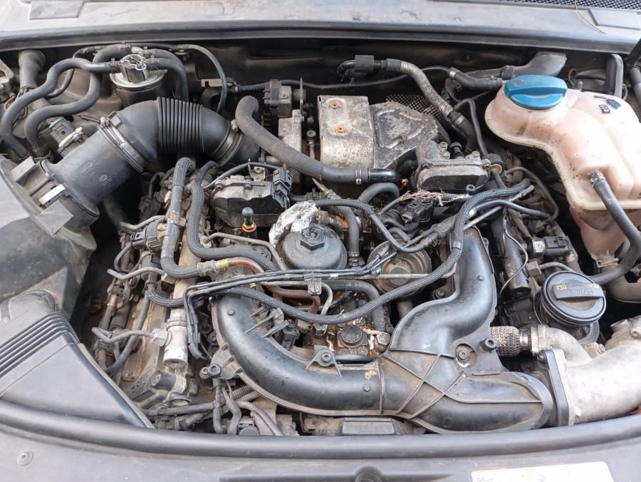 ANTINIEBLA-DELANTERO-IZQUIERDO-AUDI-A6-AVANT-4F5-2-7-V6-24V-TDI-180CV-Ano-2008-Auto-Desguace-Luque