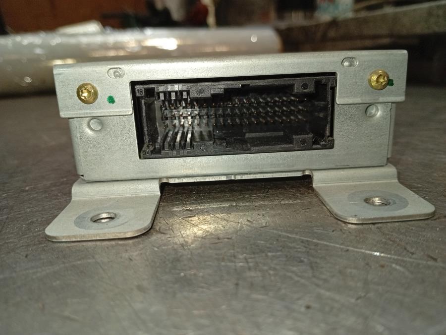 CENTRALITA-BLUETOOTH-BMW-SERIE-X3-3-0-Ano-2007-Auto-Desguace-Luque