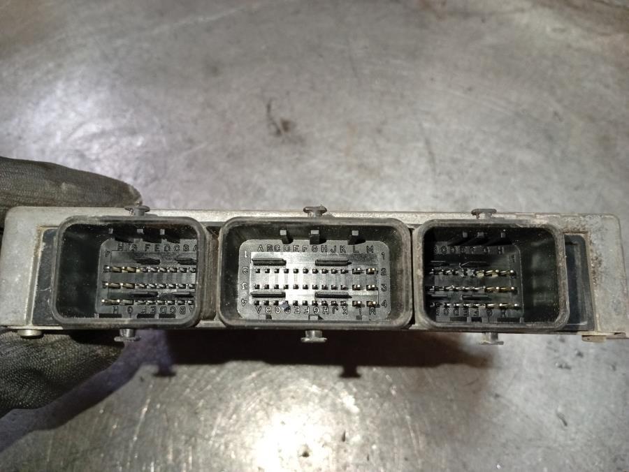 CENTRALITA-DE-MOTOR-PEUGEOT-206-1-4-8V-Ano-2001-Auto-Desguace-Luque