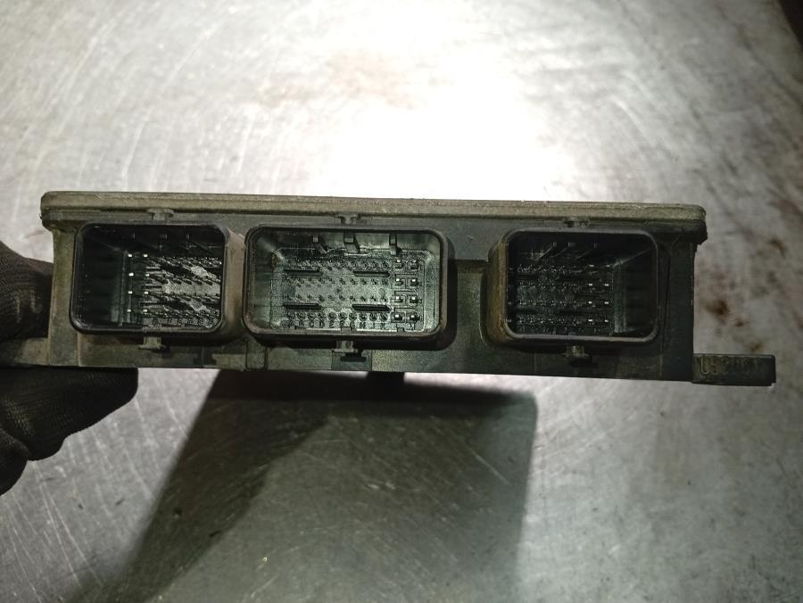 CENTRALITA-DE-MOTOR-RENAULT-CLIO-III-1-5-DCI-DIESEL-CAT-86-CV-Ano-2008-Auto-Desguace-Luque
