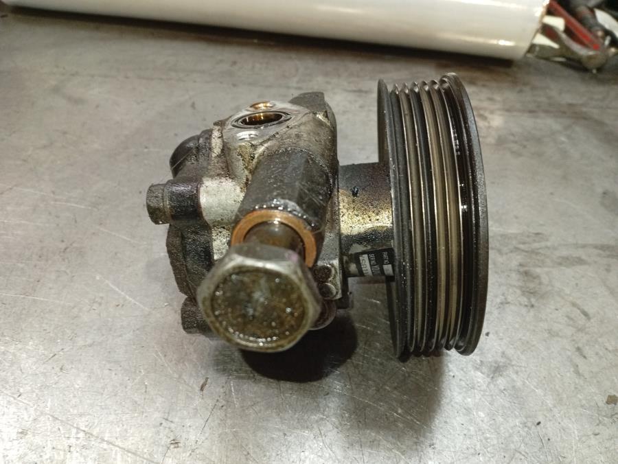 BOMBA-DE-DIRECCION-HIDRAULICA-HYUNDAI-MATRIX-FC-1-5-CRDI-Ano-2001-Auto-Desguace-Luque