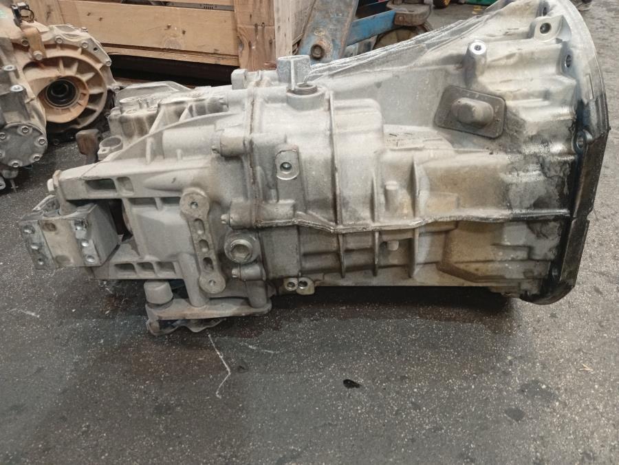 CAJA-DE-CAMBIOS-MANUAL-MERCEDES-SPRINTER-W906-210-CDI-Ano-2015-Auto-Desguace-Luque