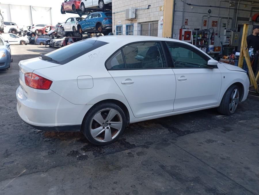 PILOTO-TRASERO-DERECHO-SEAT-TOLEDO-KG-1-6-TDI-Ano-2015-Auto-Desguace-Luque