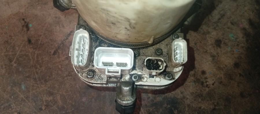 BOMBA-DE-DIRECCION-ELECTRICA-OPEL-VECTRA-C-1-9-CDTI-120-CV-Ano-2007-Auto-Desguace-Luque