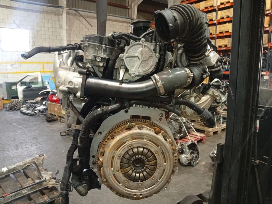 MOTOR-COMPLETO-VOLKSWAGEN-T-ROC-2-0-TDI-115CV-Ano-2023-Auto-Desguace-Luque
