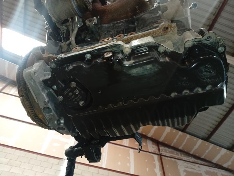 MOTOR-COMPLETO-VOLKSWAGEN-T-ROC-2-0-TDI-115CV-Ano-2023-Auto-Desguace-Luque