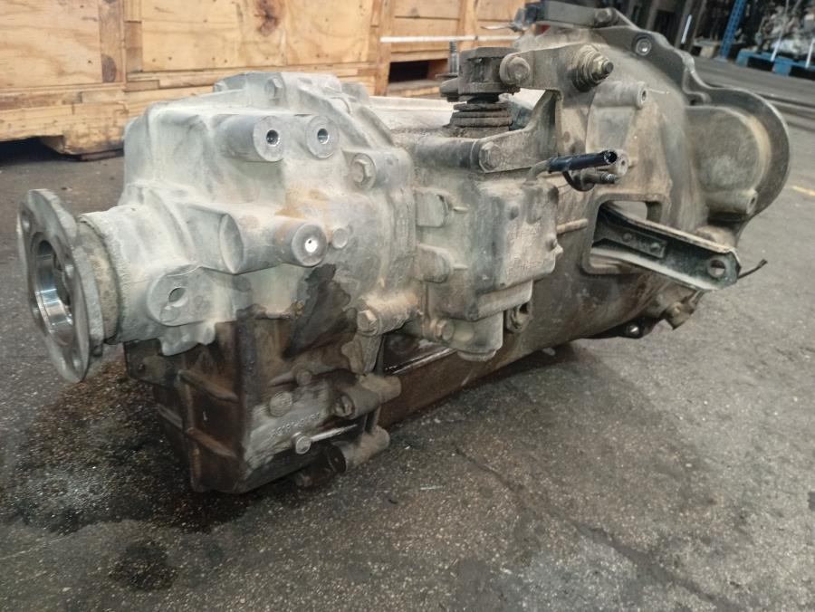CAJA-DE-CAMBIOS-MANUAL-NISSAN-CABSTAR-3-0-DIESEL-105-CV-Ano-2006-Auto-Desguace-Luque