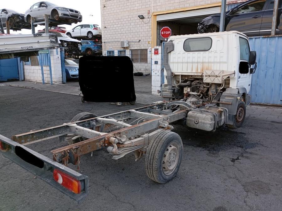 PALANCA-DE-CAMBIOS-NISSAN-CABSTAR-3-0-DIESEL-105-CV-Ano-2006-Auto-Desguace-Luque