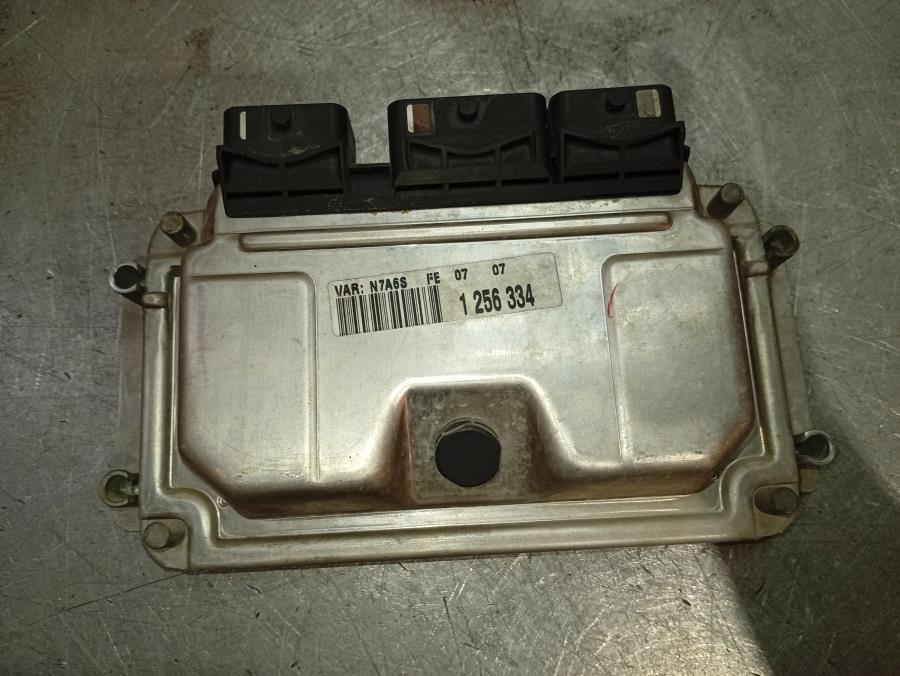 CENTRALITA-DE-MOTOR-CITROEN-XSARA-BERLINA-1-6-16V-109CV-Ano-2001-Auto-Desguace-Luque