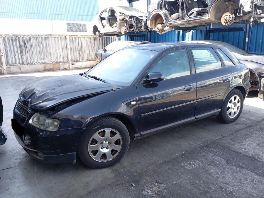 TERCERA-LUZ-DE-FRENO-AUDI-A3-1-9-TDI-Ano-2002-Auto-Desguace-Luque