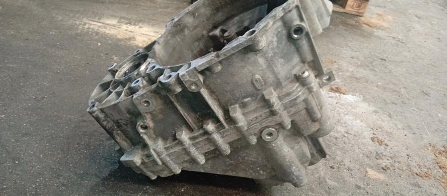 CAJA-DE-CAMBIOS-MANUAL-AUDI-A3-8P-2-0-TDI-140-CV-Ano-2003-Auto-Desguace-Luque