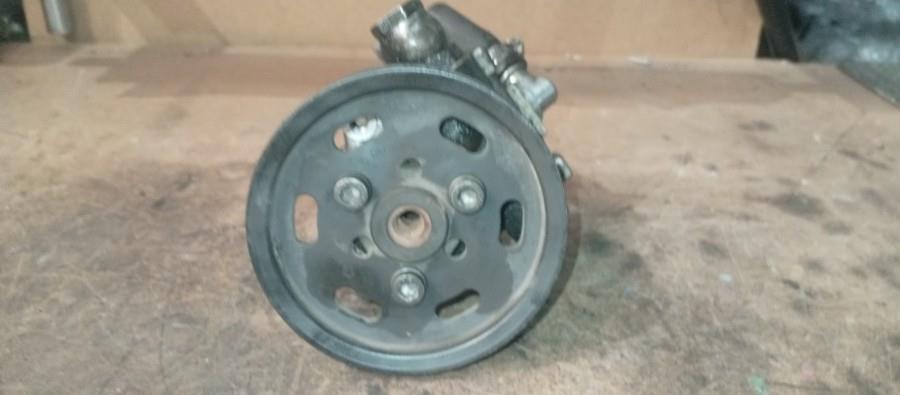 BOMBA-DE-DIRECCION-HIDRAULICA-VOLKSWAGEN-PASSAT-1-9-TDI-Ano-1998-Auto-Desguace-Luque