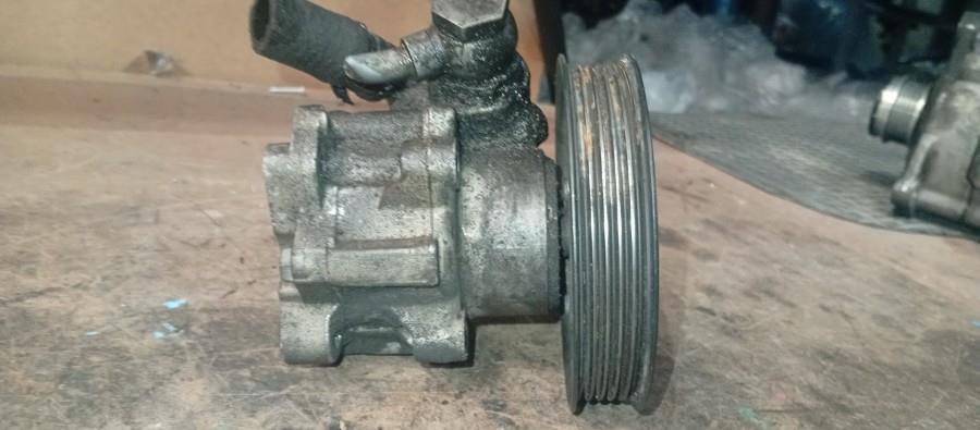 BOMBA-DE-DIRECCION-HIDRAULICA-VOLKSWAGEN-PASSAT-1-9-TDI-Ano-1998-Auto-Desguace-Luque
