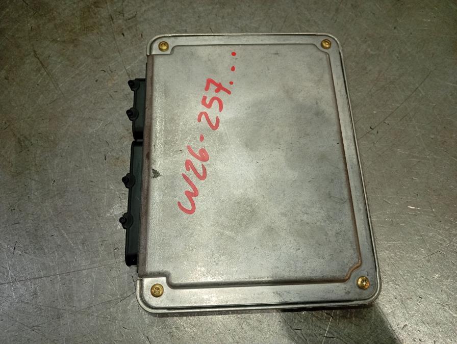 CENTRALITA-DE-MOTOR-VOLKSWAGEN-PASSAT-1-9-TDI-Ano-1998-Auto-Desguace-Luque