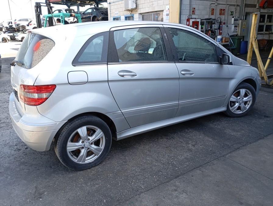 POMO-PALANCA-DE-CAMBIOS-Y-FUNDA-MERCEDES-CLASE-B-180CDI-109CV-Ano-2011-Auto-Desguace-Luque