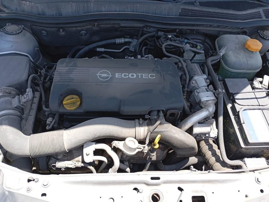 MOTOR-COMPLETO-OPEL-ASTRA-H-BERLINA-1-7-CDTI-110CV-Ano-2010-Auto-Desguace-Luque