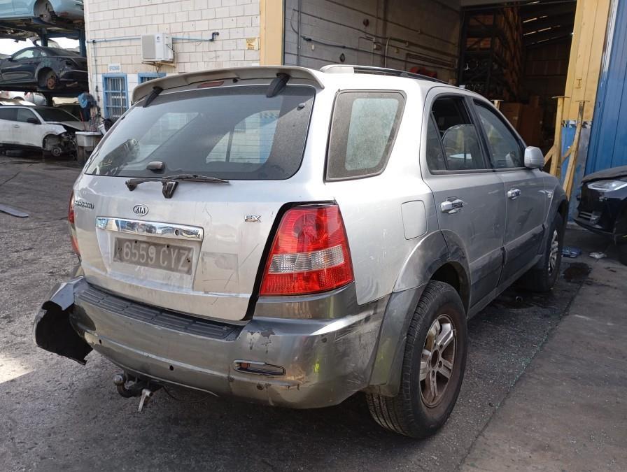 ANTINIEBLA-DELANTERO-DERECHO-KIA-SORENTO-2-5-CRDI-140CV-Ano-2003-Auto-Desguace-Luque