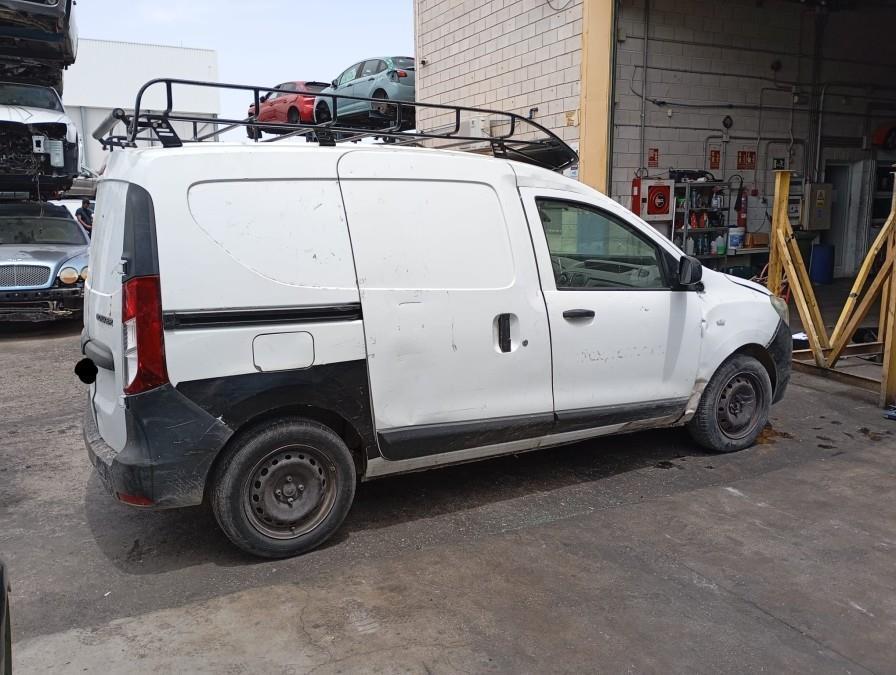 PILOTO-TRASERO-DERECHO-DACIA-DOKKER-1-5-DCI-DIESEL-FAP-CAT-90-CV-Ano-2017-Auto-Desguace-Luque