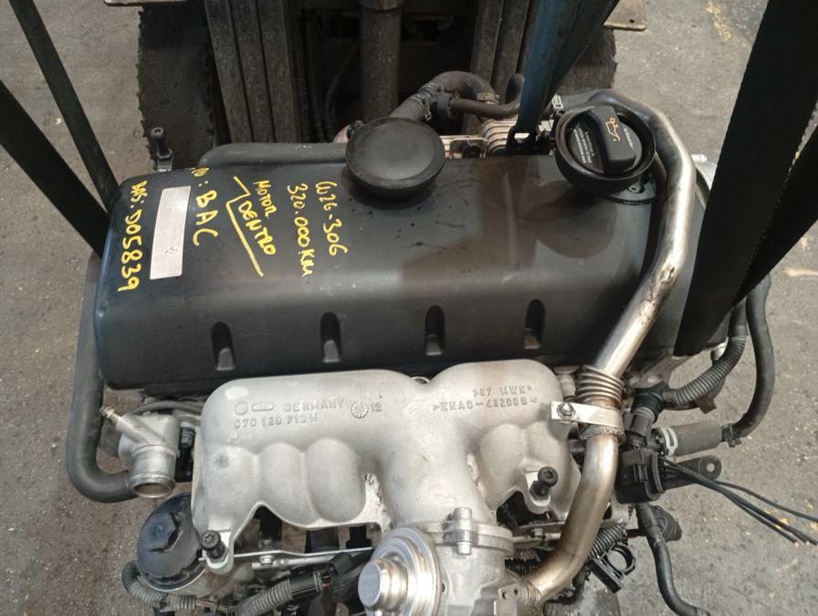 MOTOR-COMPLETO-VOLKSWAGEN-TOUAREG-2-5-TDI-Ano-2005-Auto-Desguace-Luque