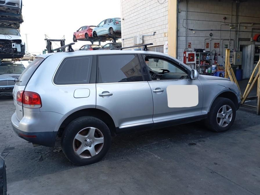 PILOTO-TRASERO-DERECHO-PORTON-VOLKSWAGEN-TOUAREG-2-5-TDI-Ano-2005-Auto-Desguace-Luque