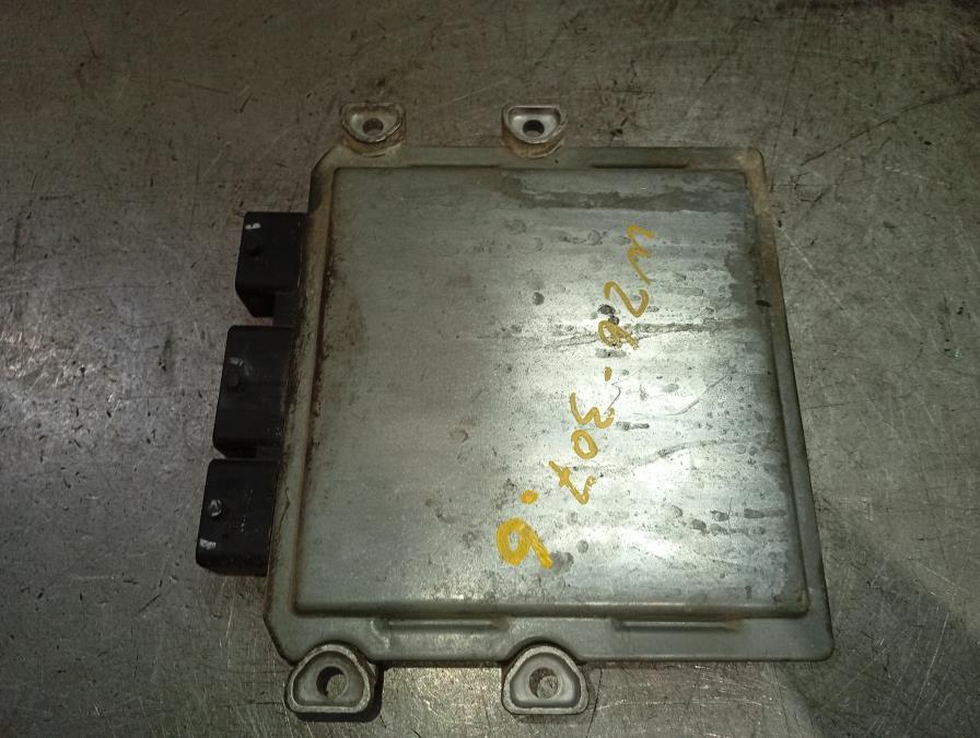 CENTRALITA-DE-MOTOR-CITROEN-C3-1-4-HDi-68-CV-Ano-2004-Auto-Desguace-Luque